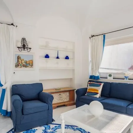 Boutique Apartment *